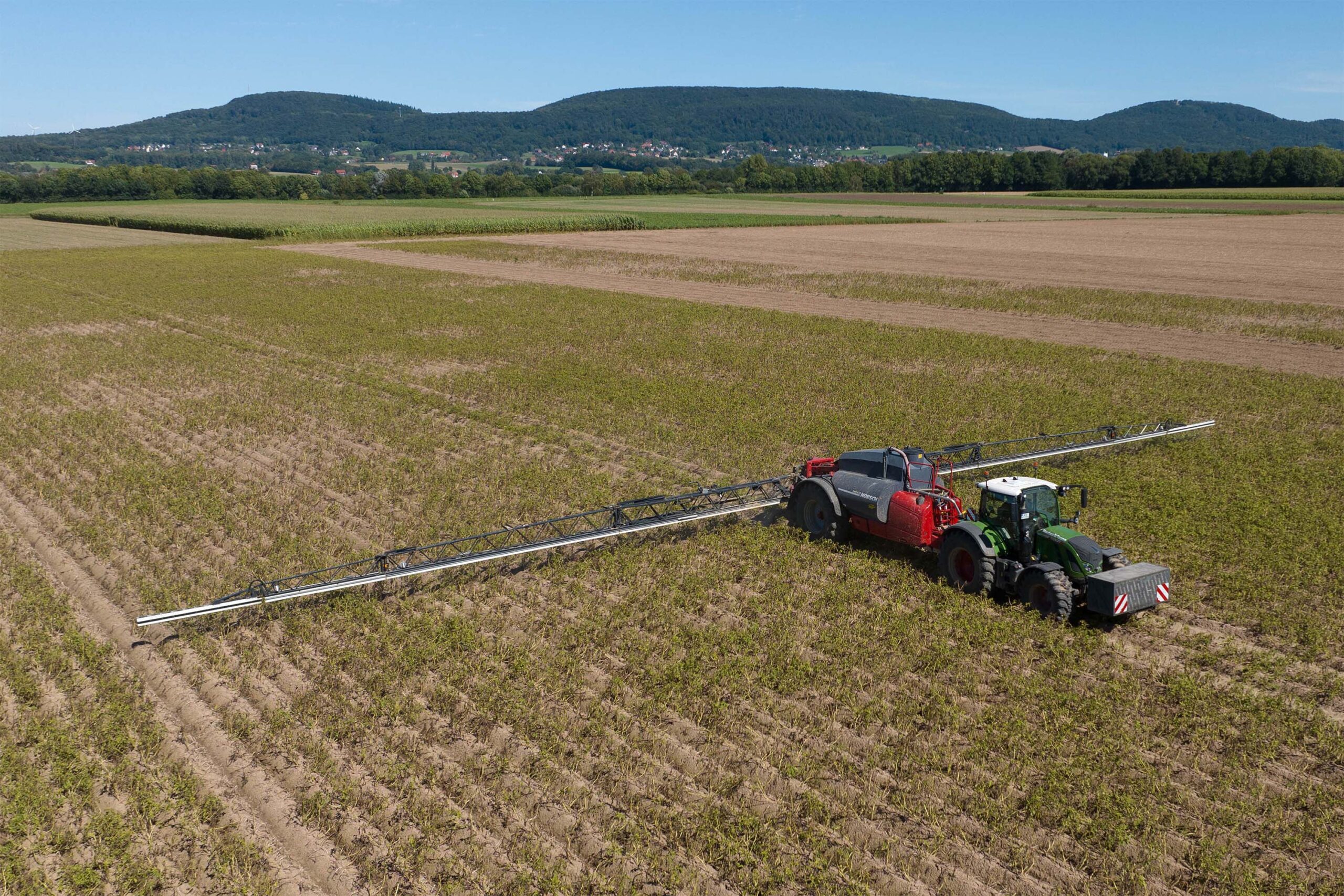 Pflügen mit Zwischenfruchteinssat in OWL durch Marten & Teune