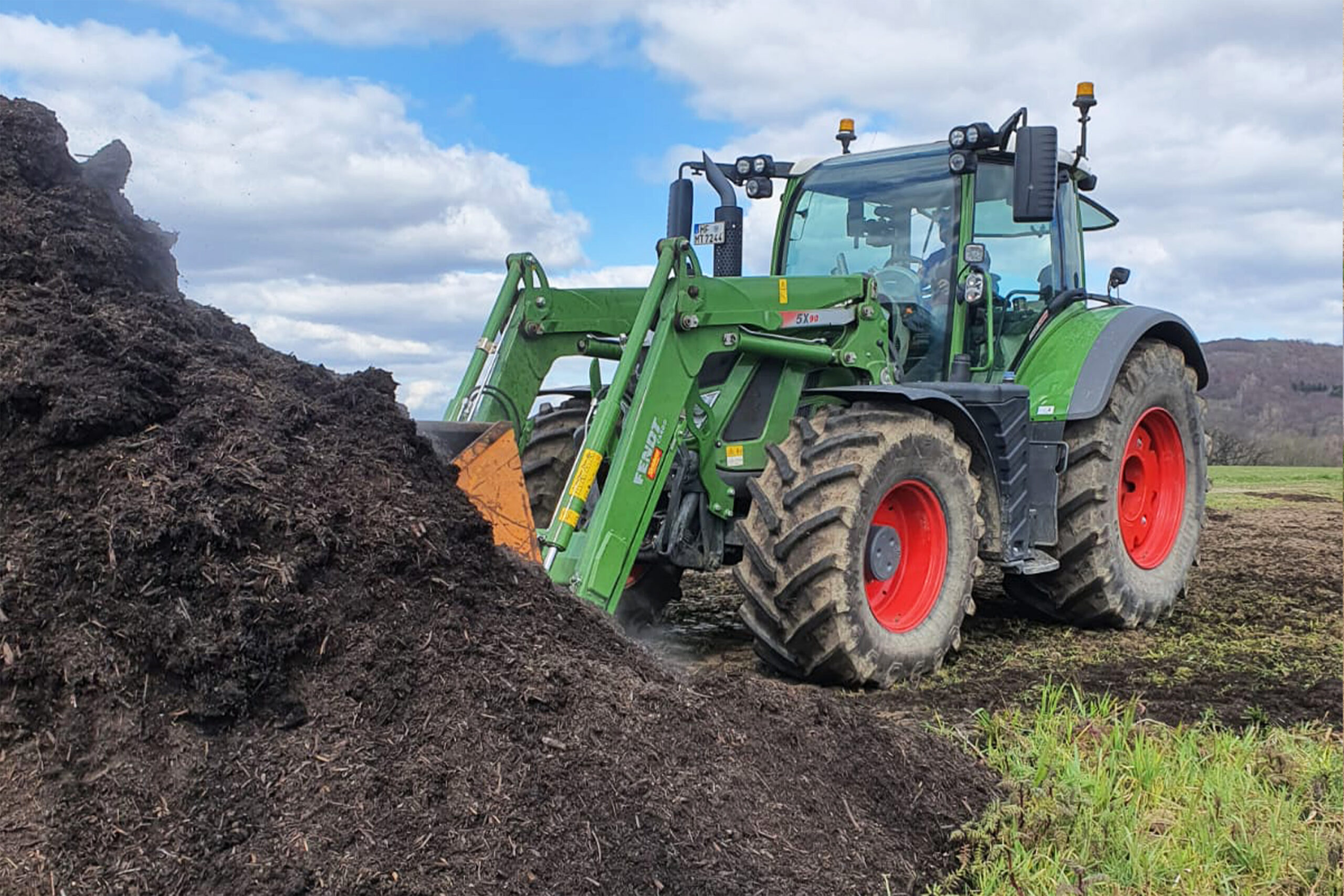 Pflügen mit Zwischenfruchteinssat in OWL durch Marten & Teune