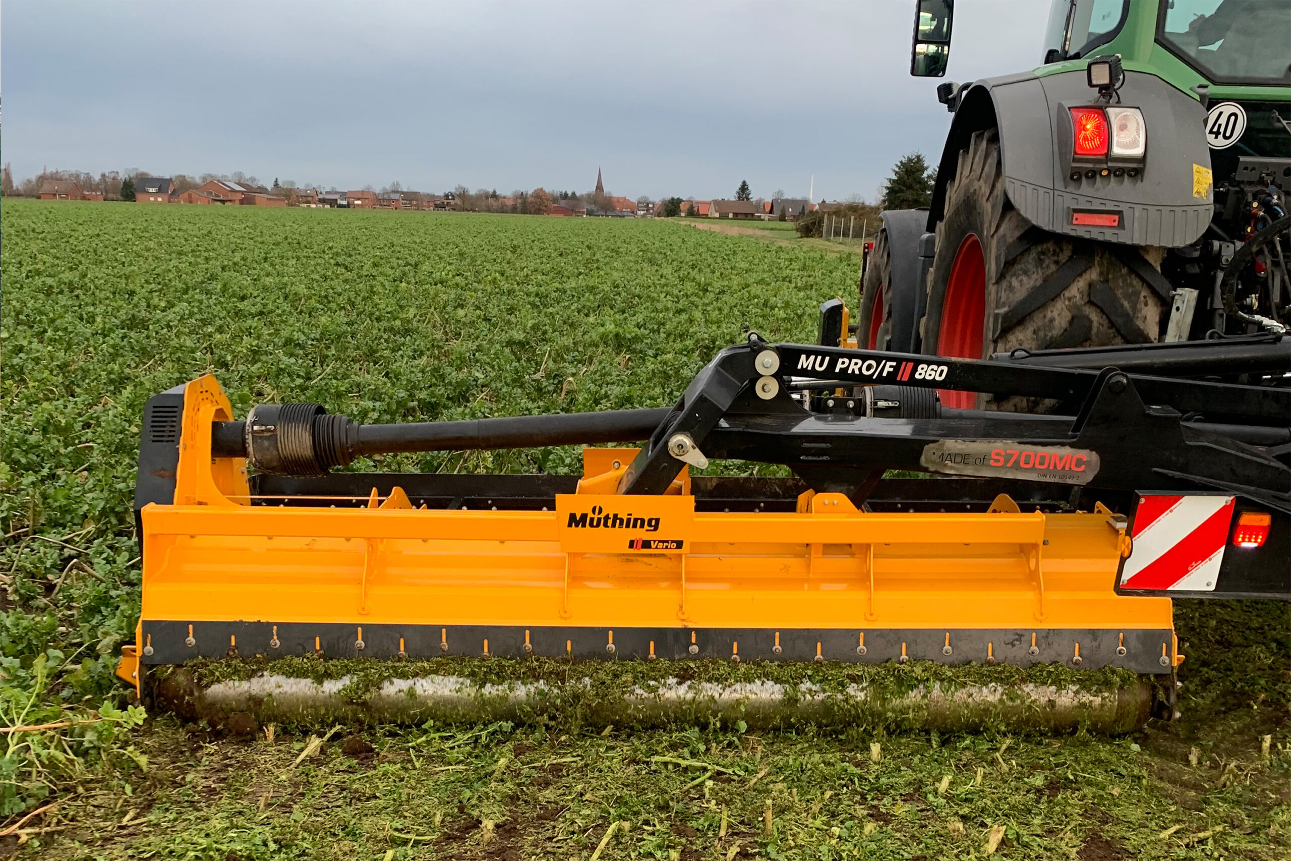 Pflügen mit Zwischenfruchteinssat in OWL durch Marten & Teune