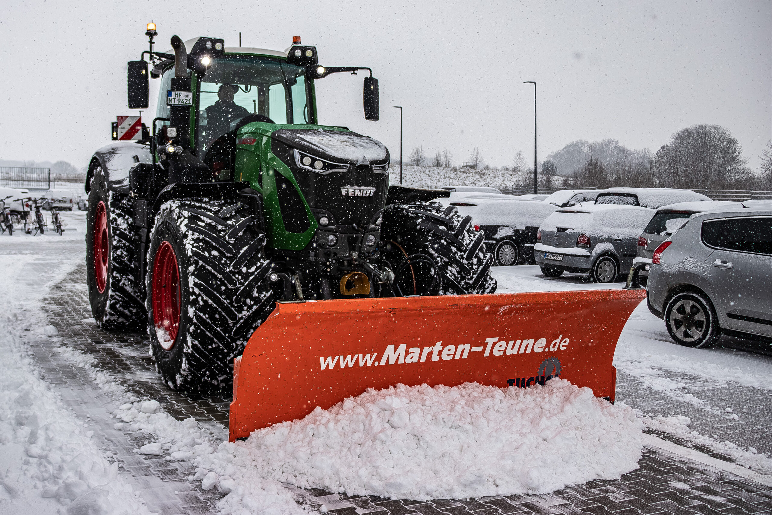 Pflügen mit Zwischenfruchteinssat in OWL durch Marten & Teune