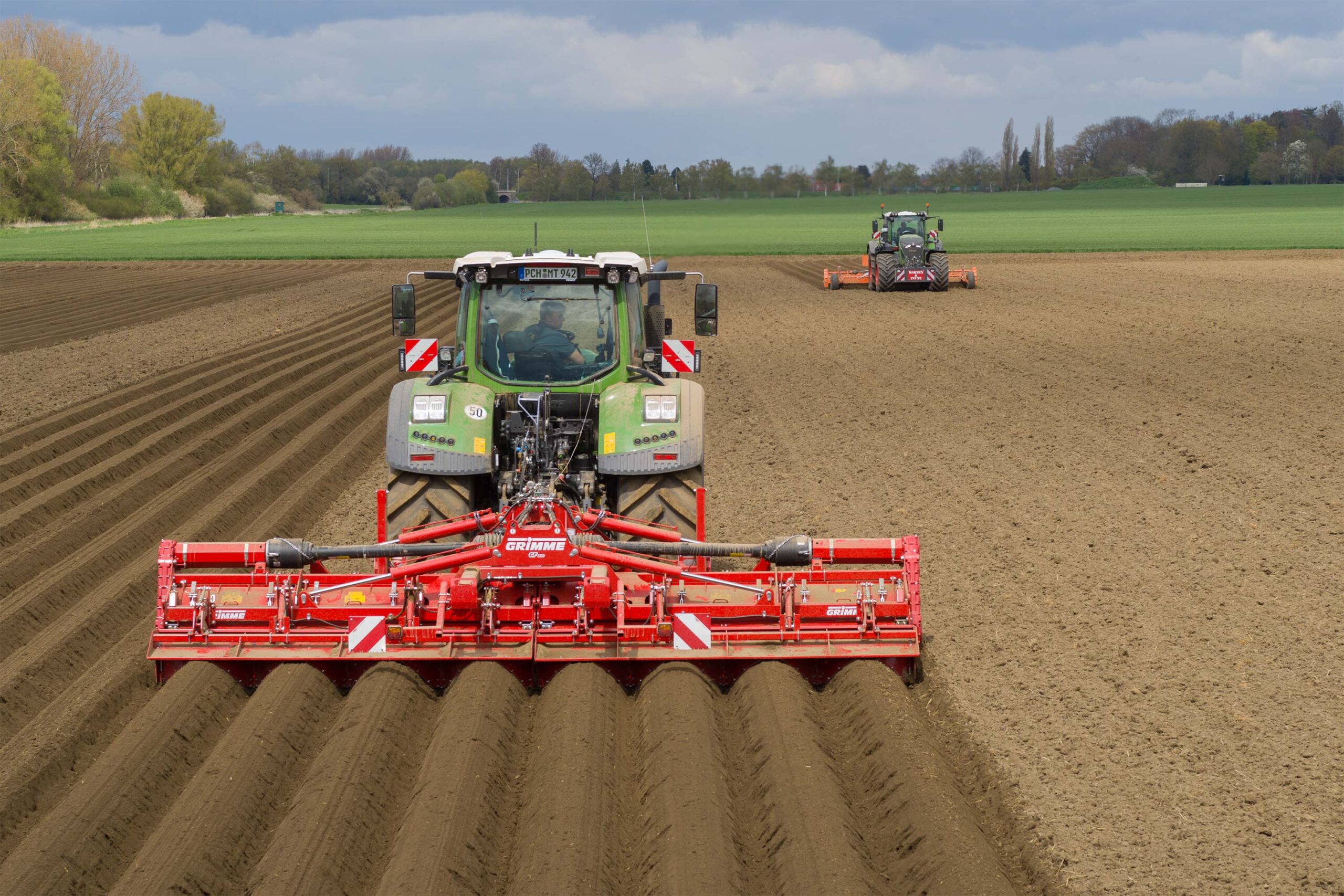 Pflügen mit Zwischenfruchteinssat in OWL durch Marten & Teune